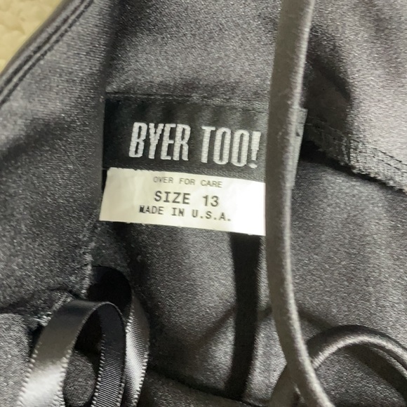 Size 13 black thin strap dress with Rose design - Picture 5 of 6